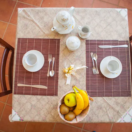 Pietrafitta לינה וארוחת בוקר קרוביניו